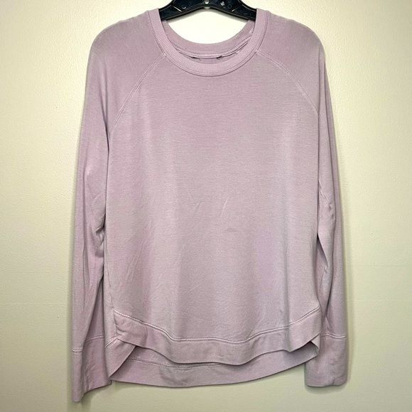 ATHLETA Women’s Lightweight Sweatshirt Lavender Purple Size Medium Crew Neck - Picture 1 of 11
